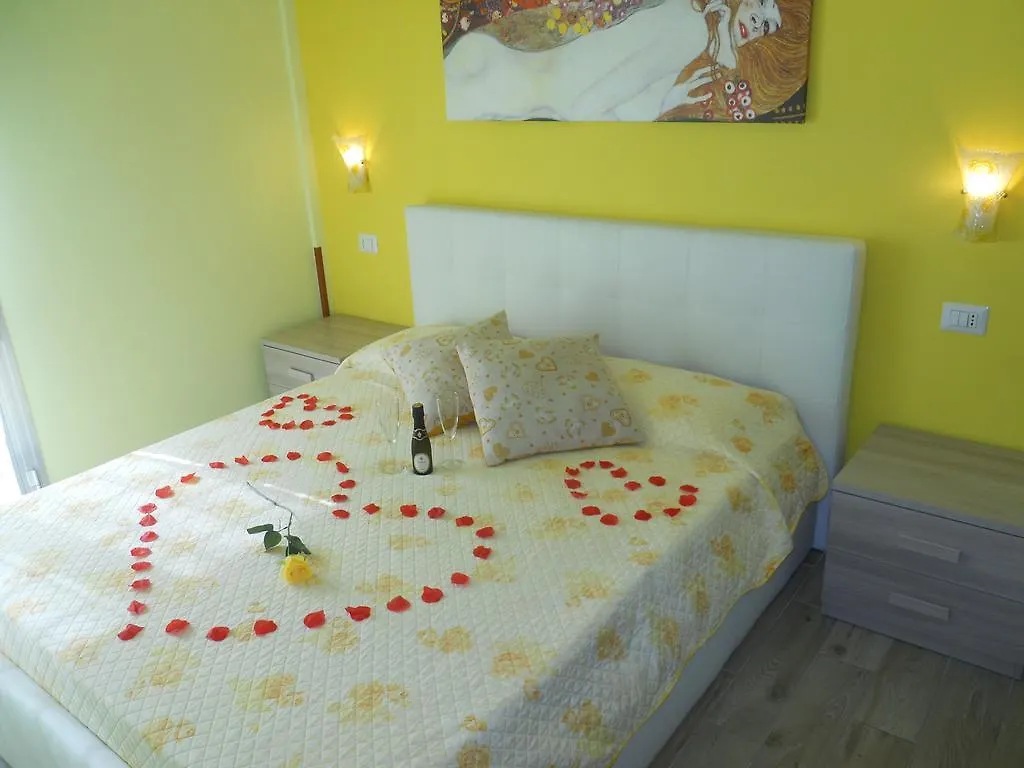B&B Il Salice Roma Italia